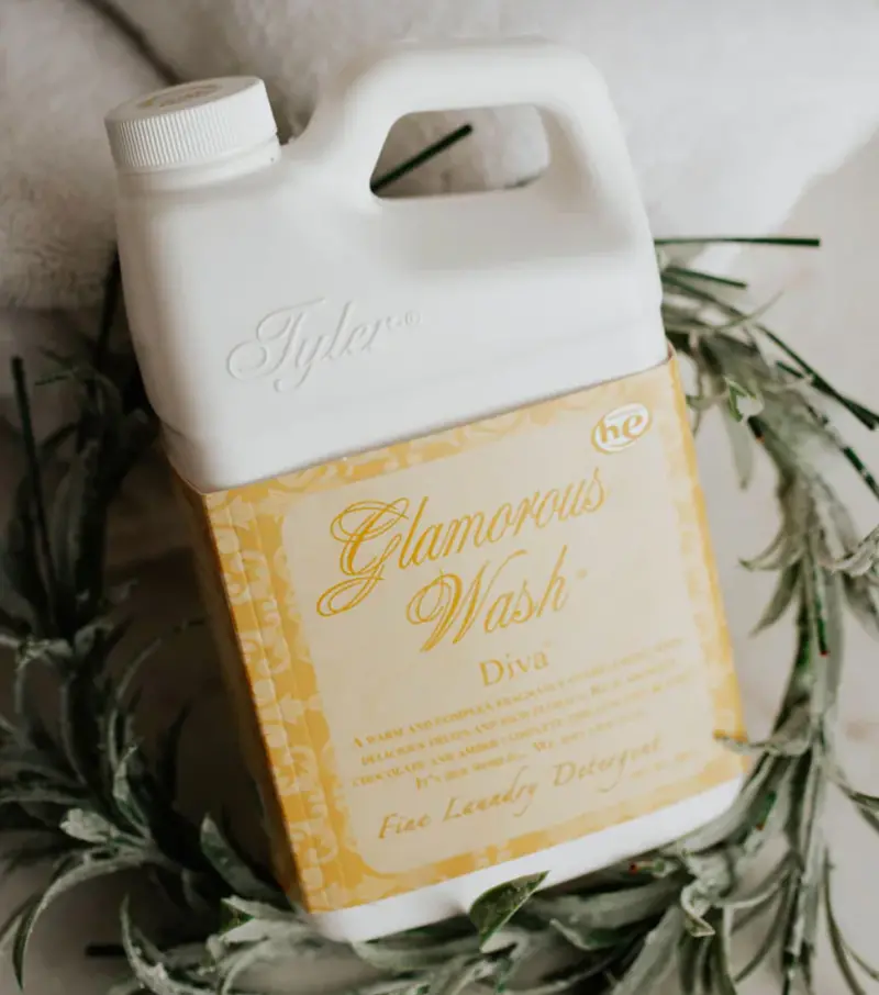 1.89L Glamorous Laundry Detergent 1