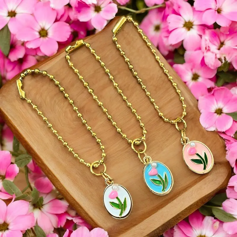 Tulip And Pearl Cameo Handle Charm 1
