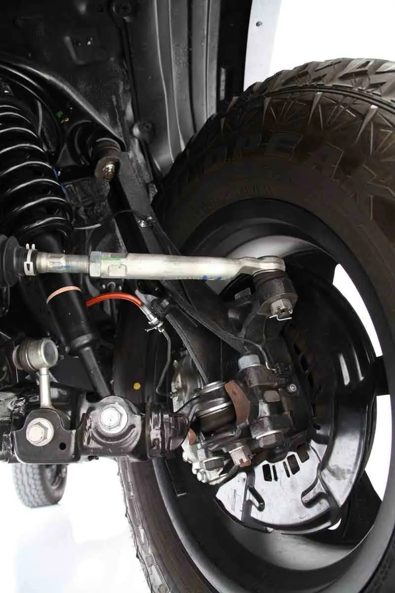 Lift Spindles Extended Brake Lines 1